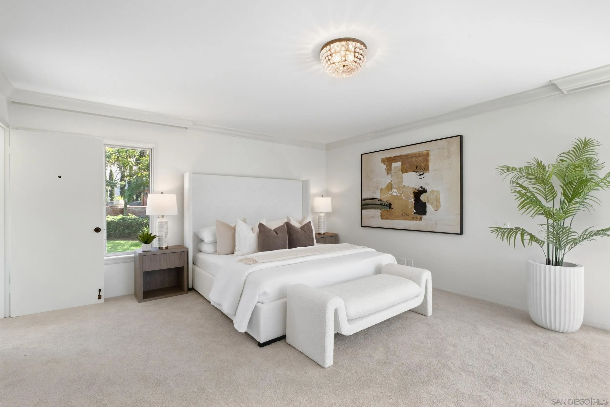 7865 Roseland Drive