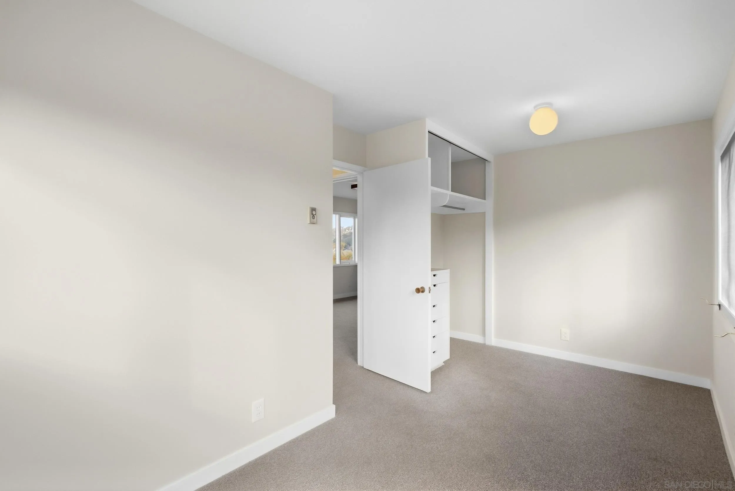 7865 Roseland Drive