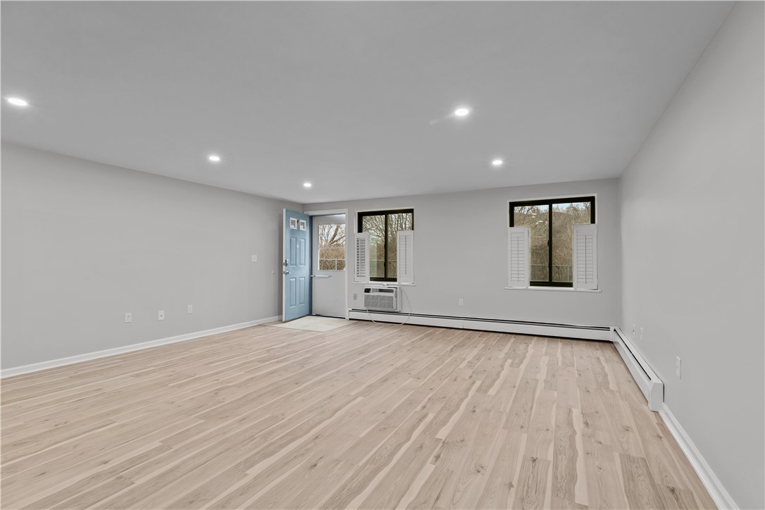 66 Girard Avenue 402