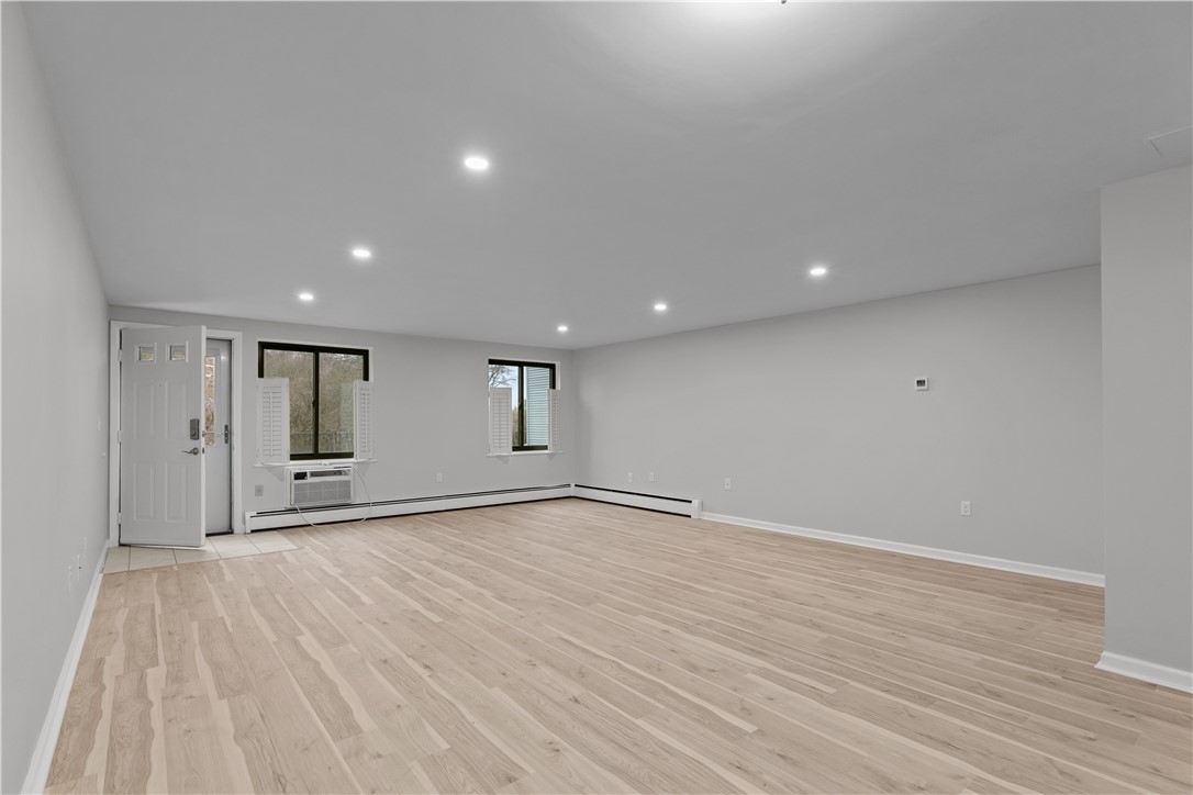 66 Girard Avenue 402