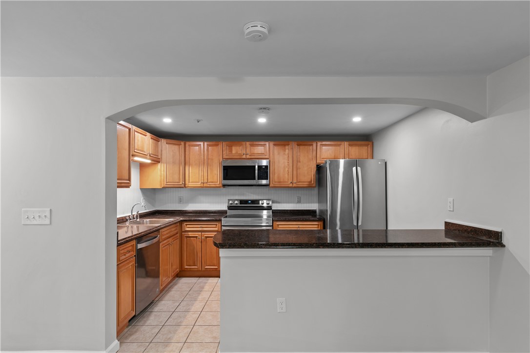 66 Girard Avenue 402