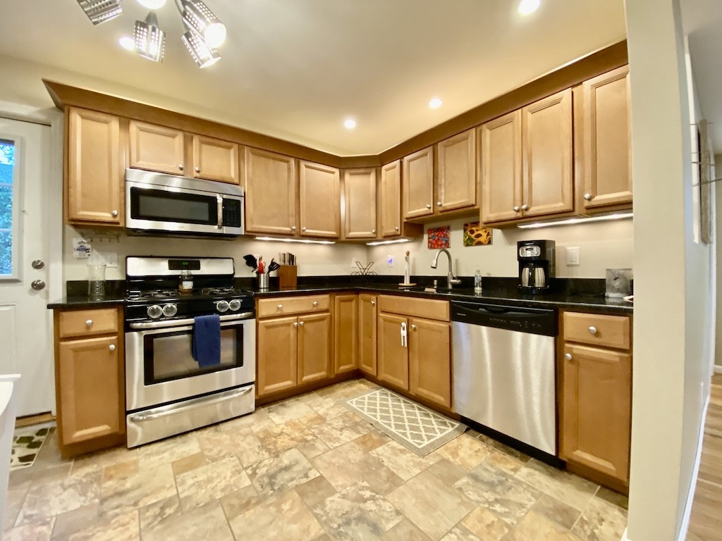 61 Callender Avenue 2