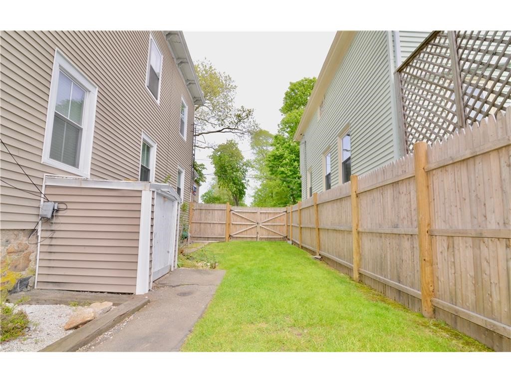 427 Spring Street 2