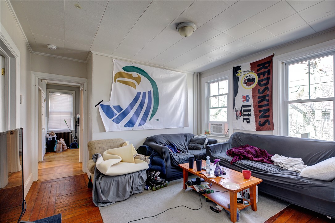 427 Spring Street 2