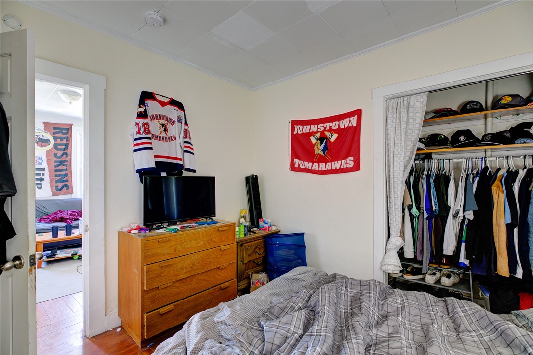 427 Spring Street 2