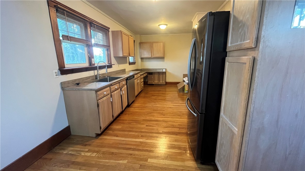 554 East Main Road