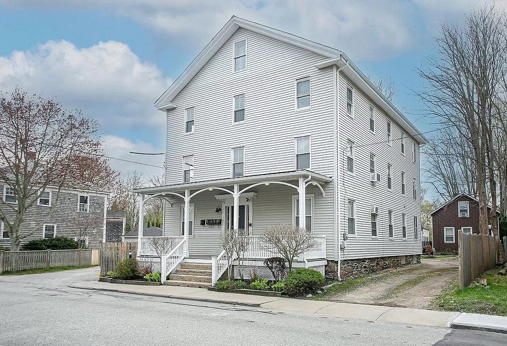 14 Brinley Street