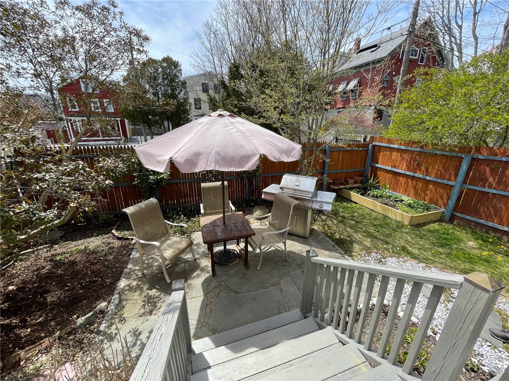 12 Callender Avenue