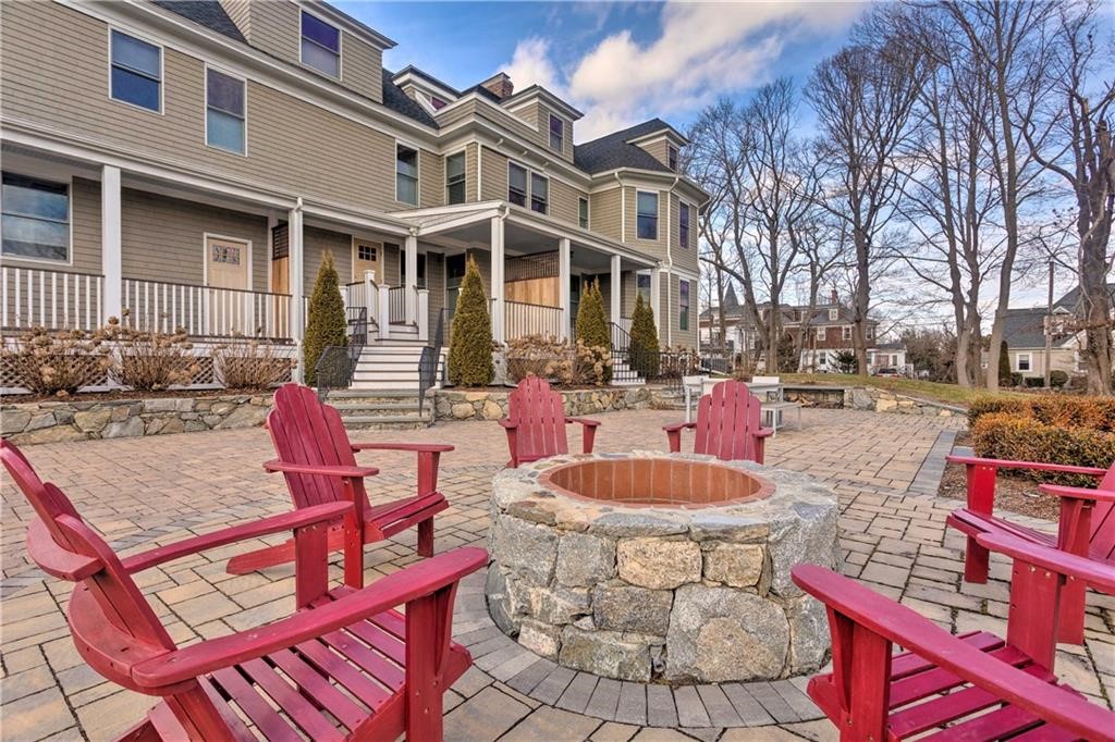 567 Bristol Ferry Road 1