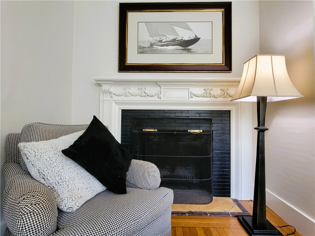 60 Prairie Avenue