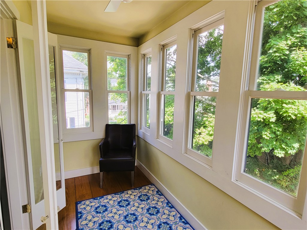 60 Prairie Avenue