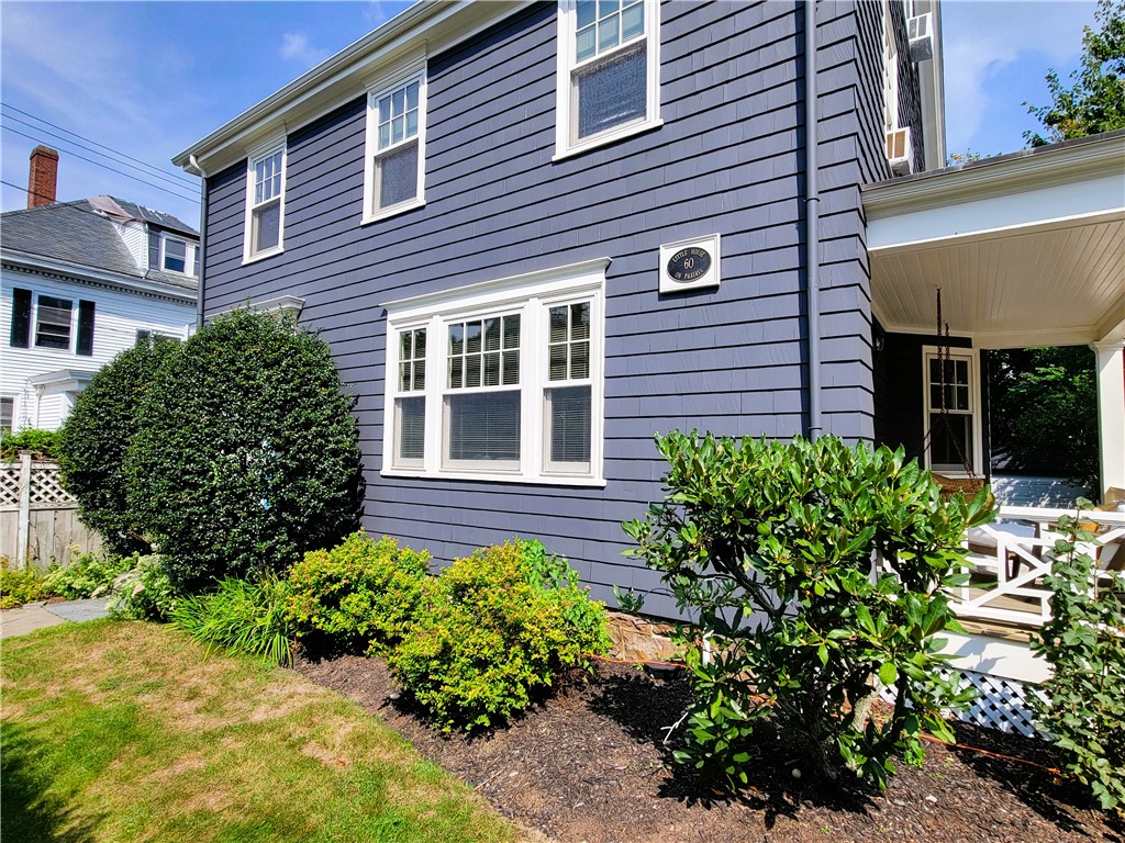 60 Prairie Avenue