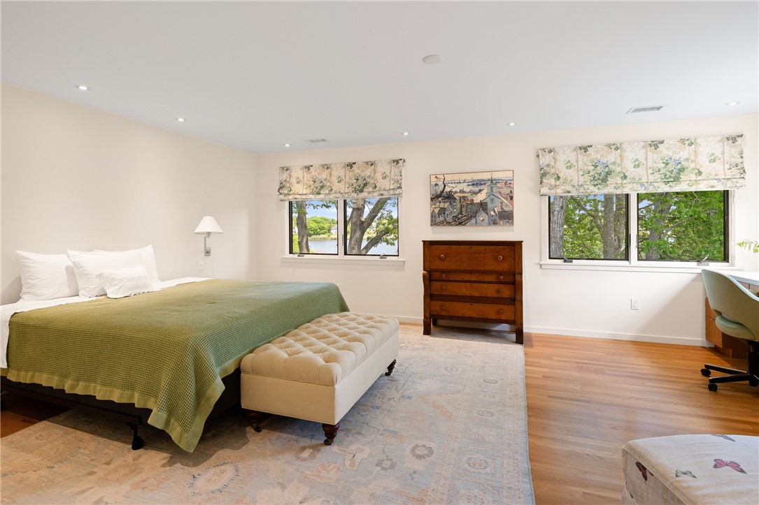 4 Alpond Drive