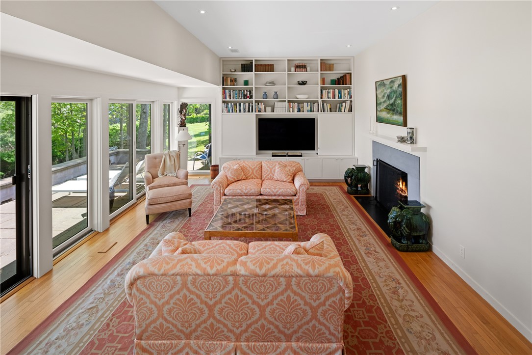4 Alpond Drive