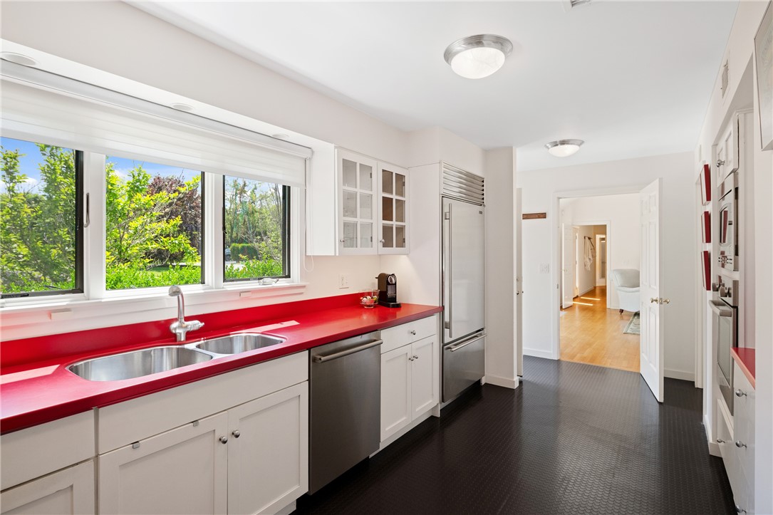 4 Alpond Drive