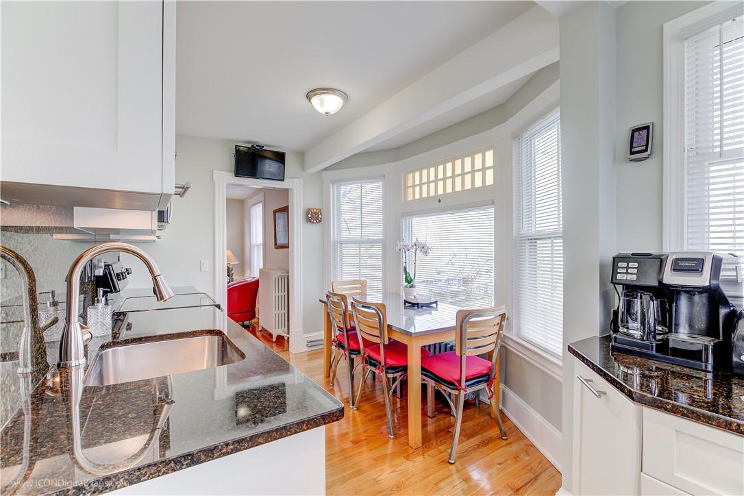 11 Dresser Street 2