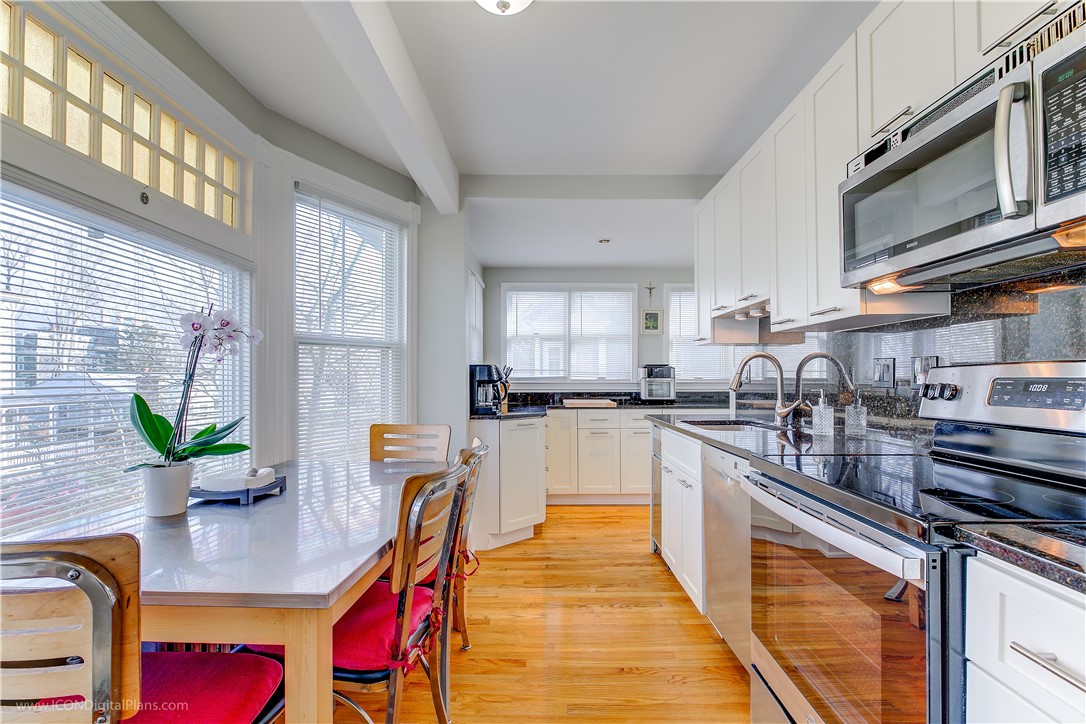 11 Dresser Street 2