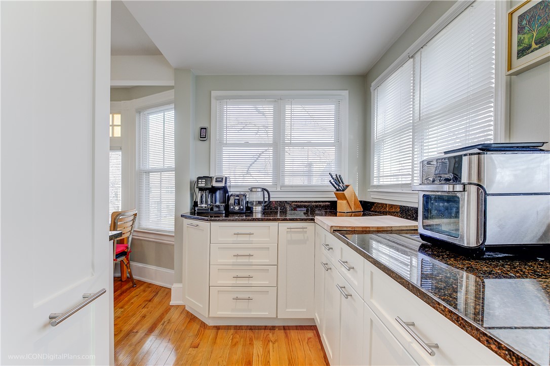 11 Dresser Street 2