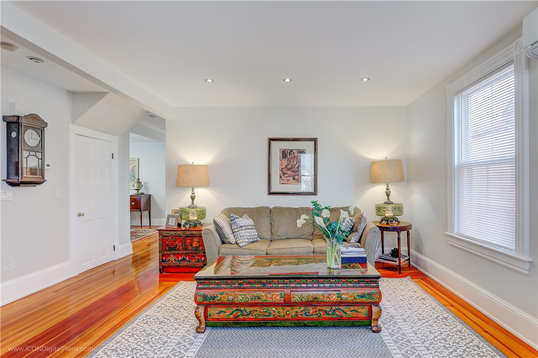 11 Dresser Street 2