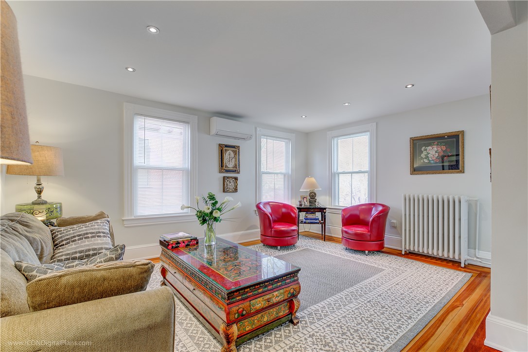 11 Dresser Street 2