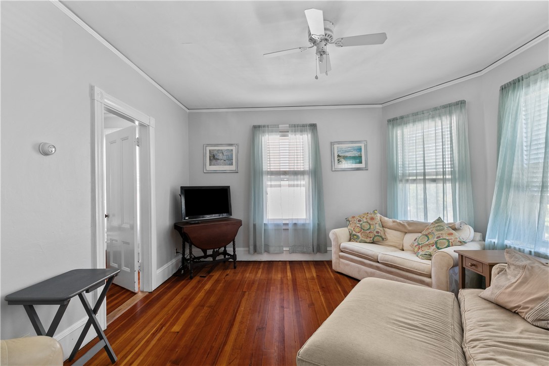 5 Slocum Street 2