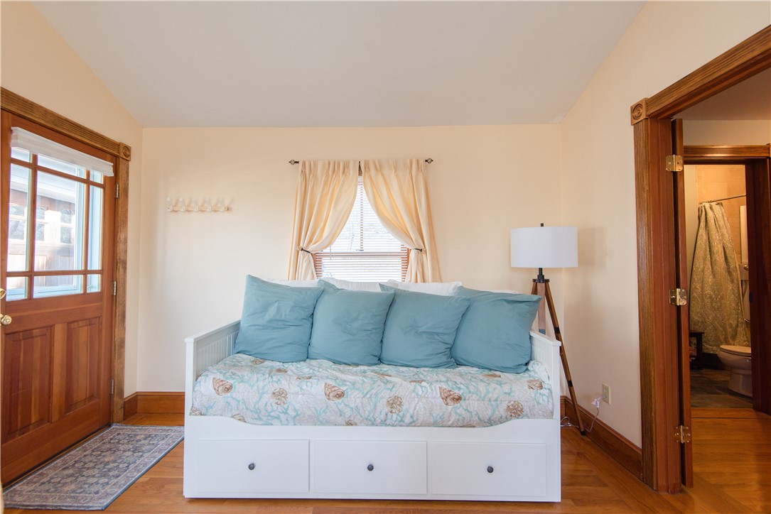 281 Wolcott Avenue 2