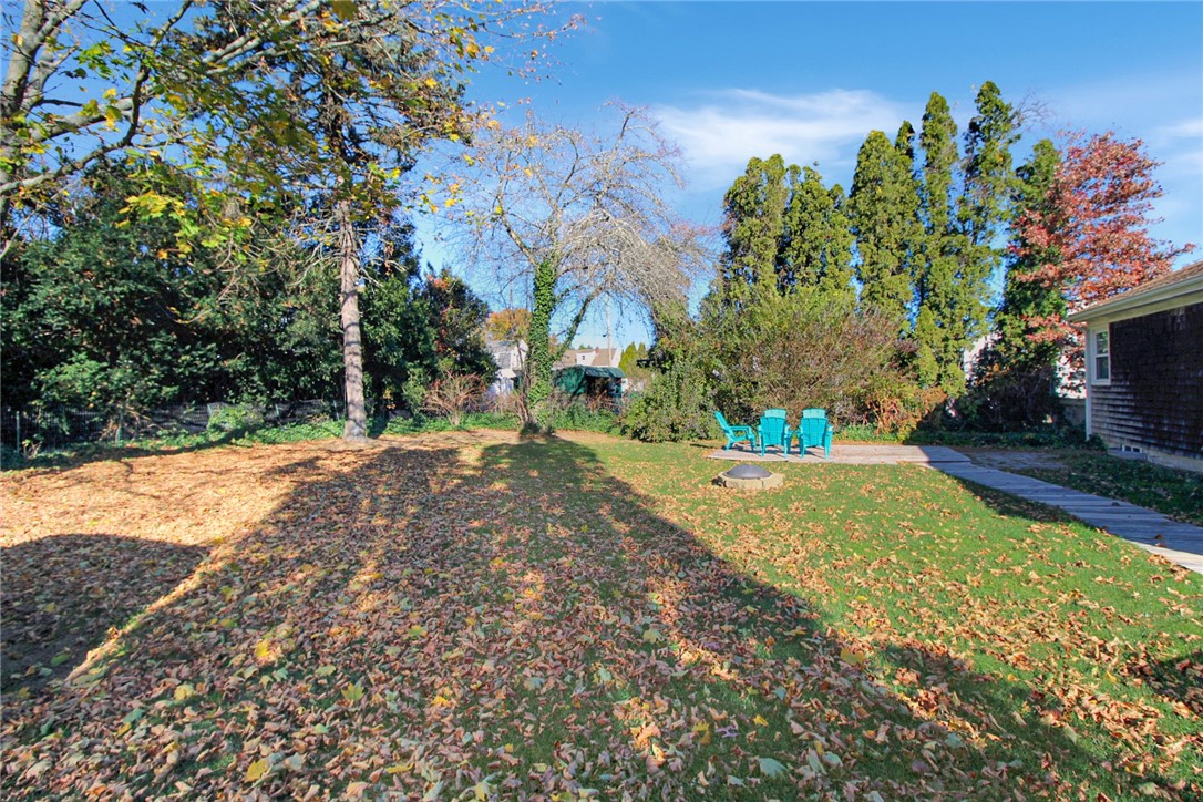 17 Wood Road