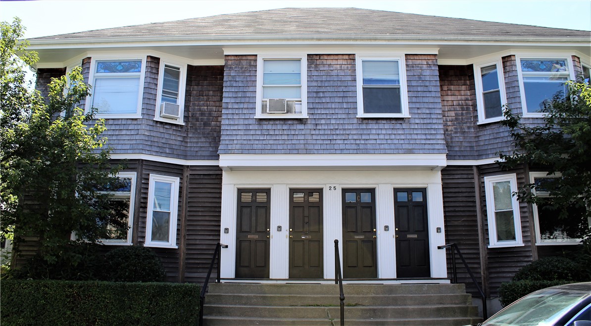 25 West Narragansett Avenue D