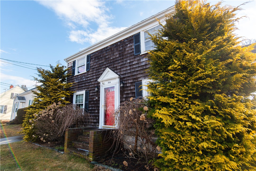 204 Middle Road
