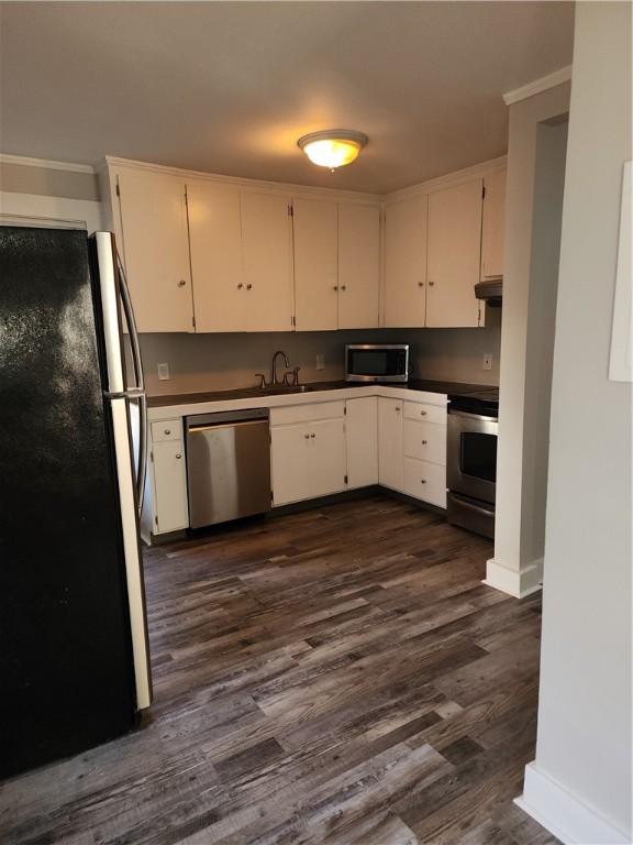 13 Bayview Avenue 2