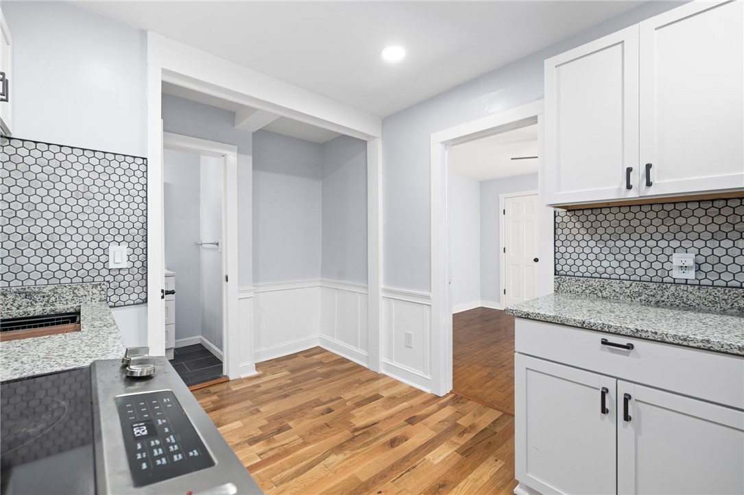20 Bradley Terrace B