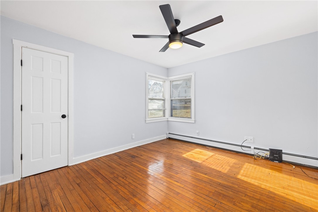 20 Bradley Terrace B
