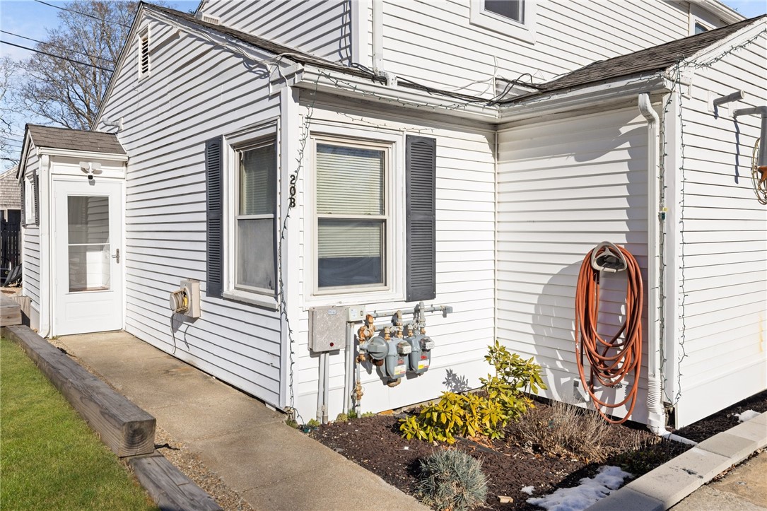 20 Bradley Terrace B