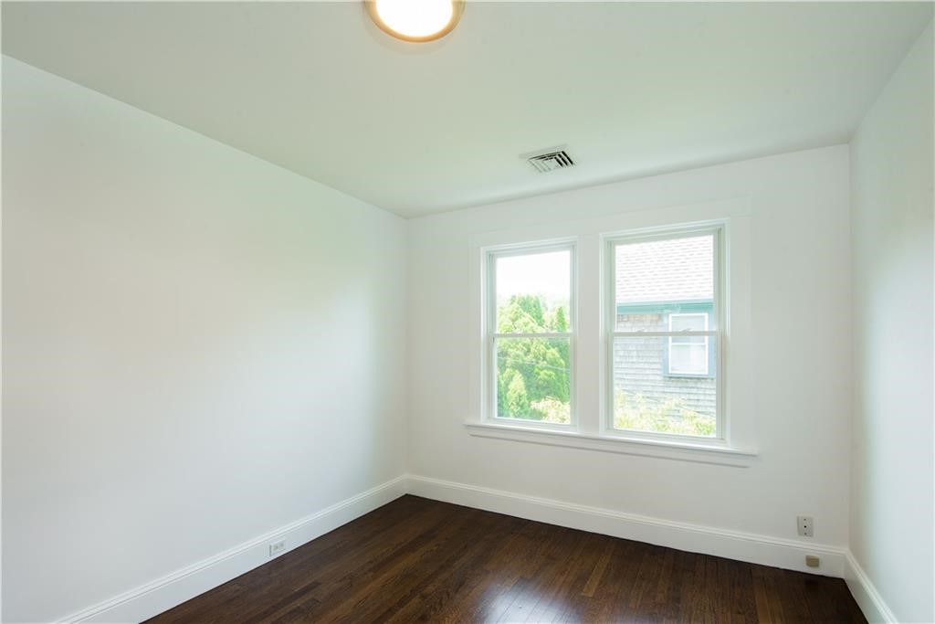 19 Earl Avenue 2