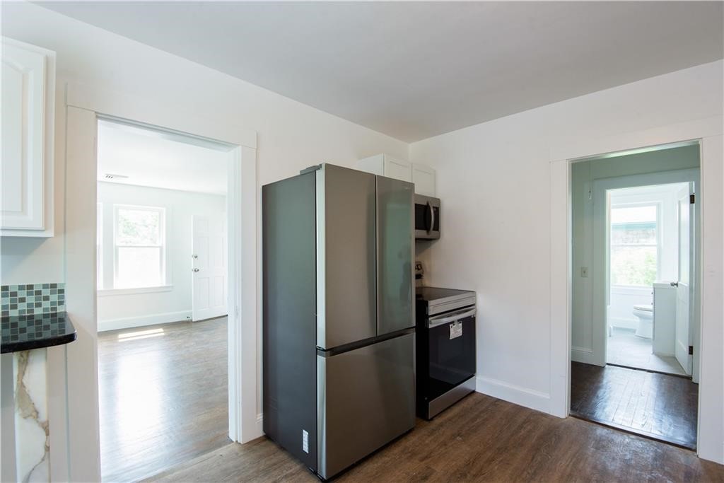 19 Earl Avenue 2