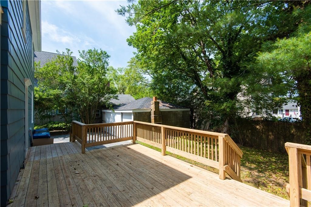 19 Earl Avenue 2