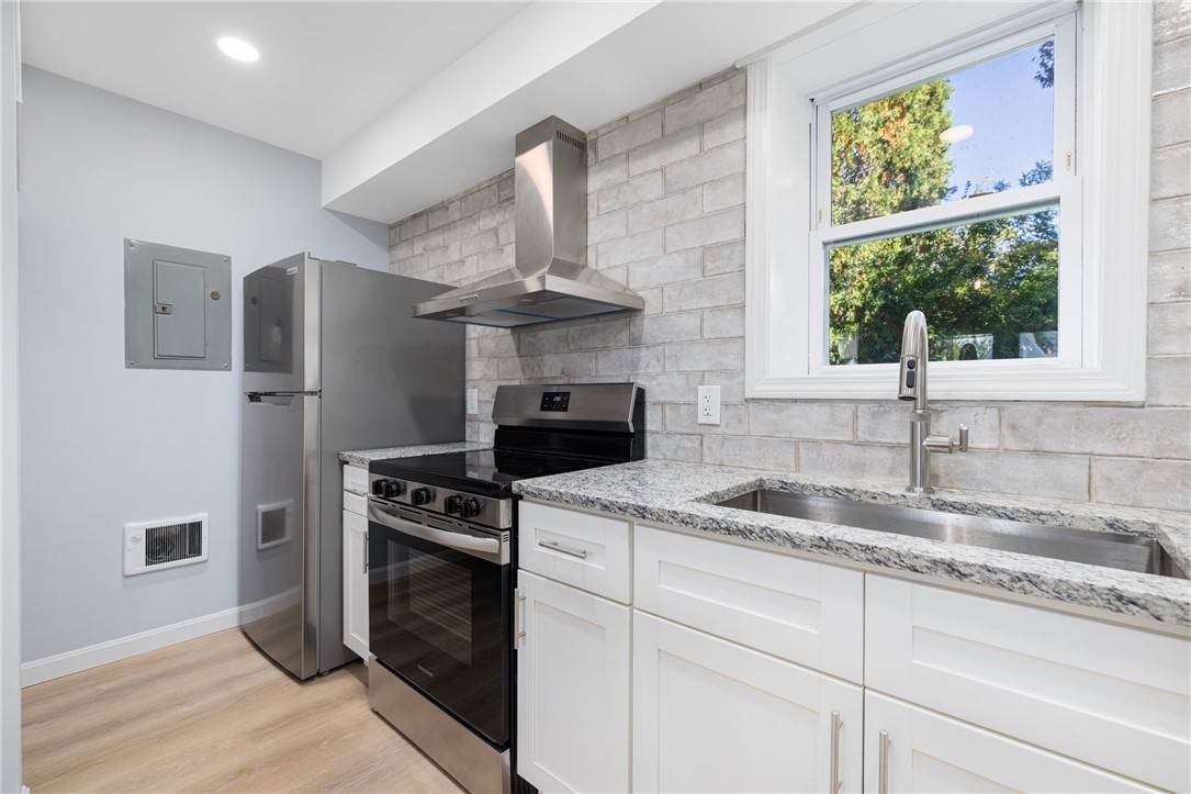 152 Tuckerman Avenue 10