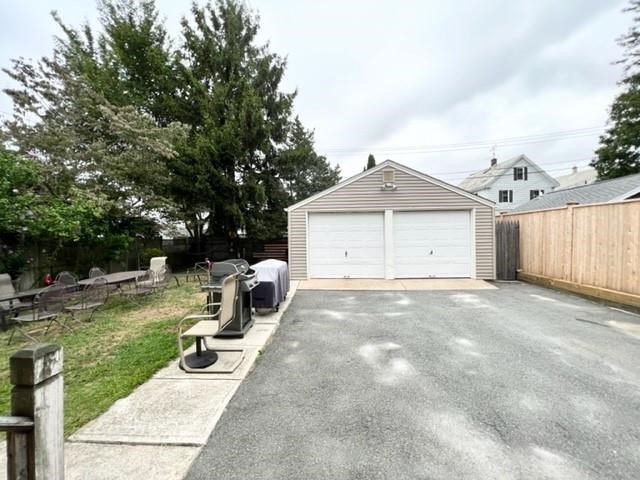 10 Hammond Street B