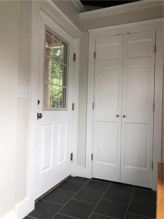 12 Hillside Avenue