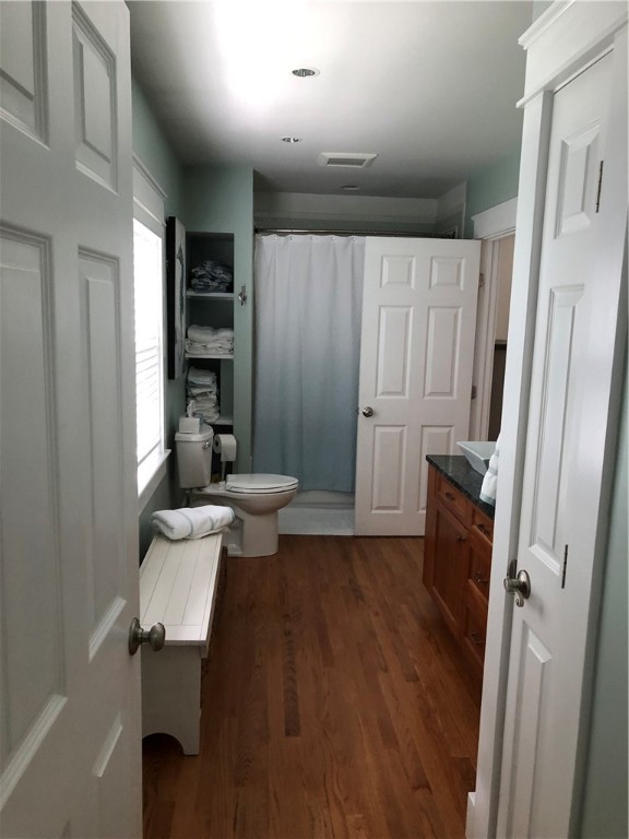 12 Hillside Avenue