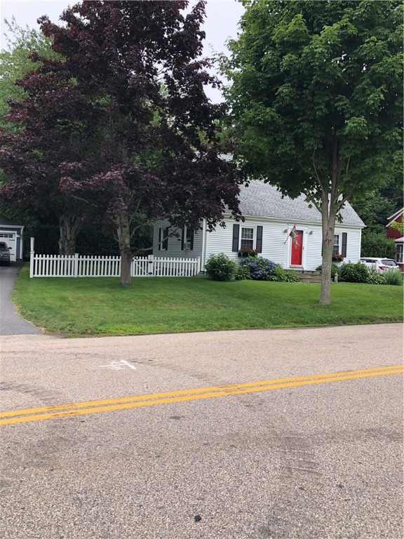 12 Hillside Avenue