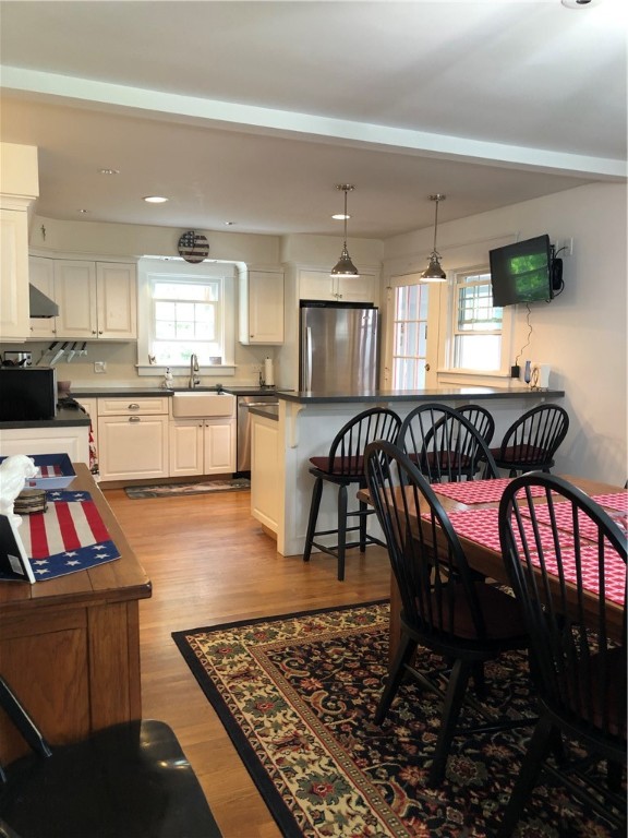 12 Hillside Avenue