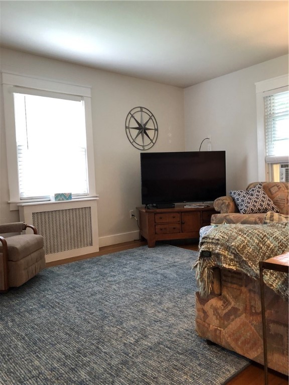 12 Hillside Avenue