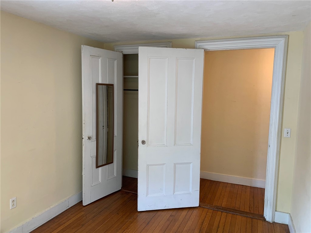 27 Young Street 2
