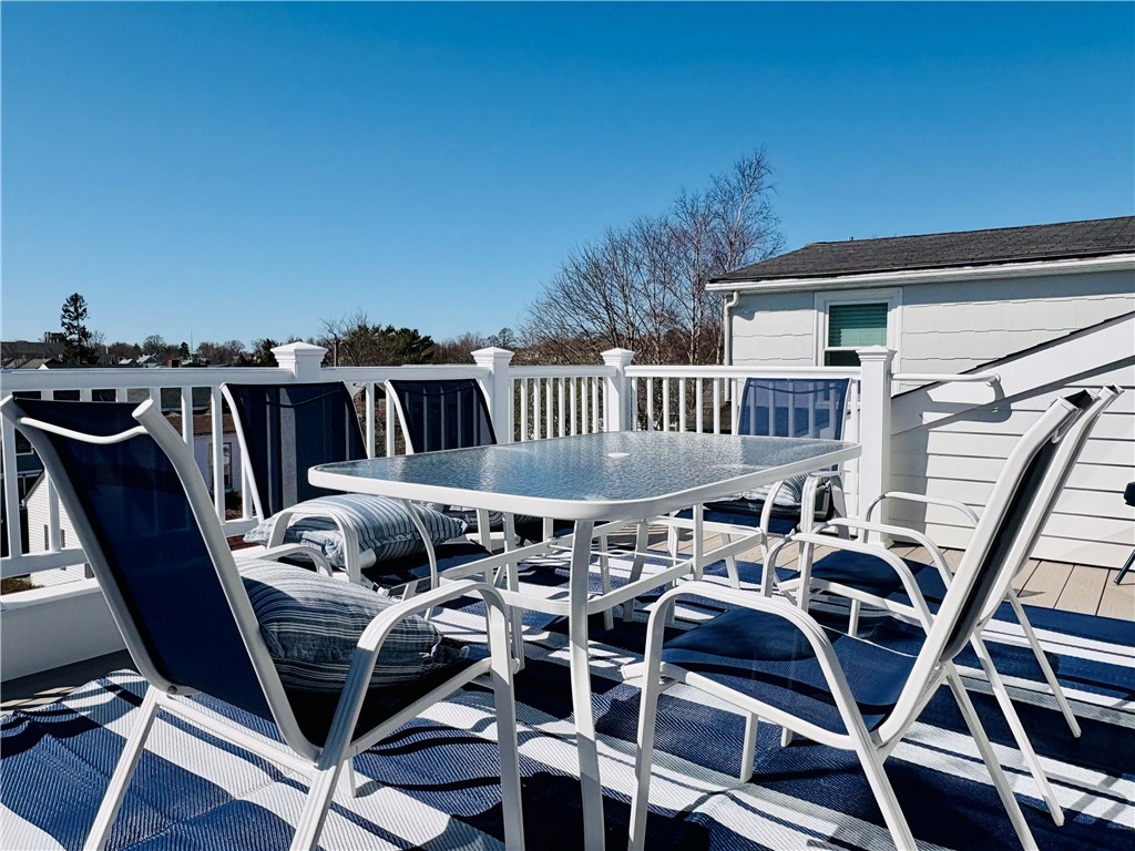 11 W. Narragansett Avenue 2