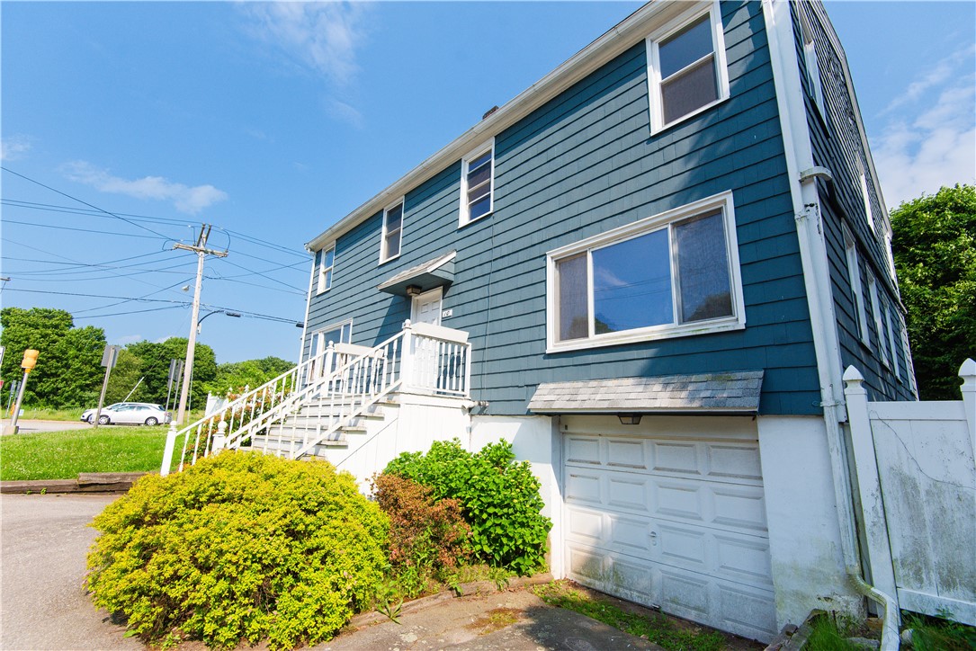 10 West Main Road