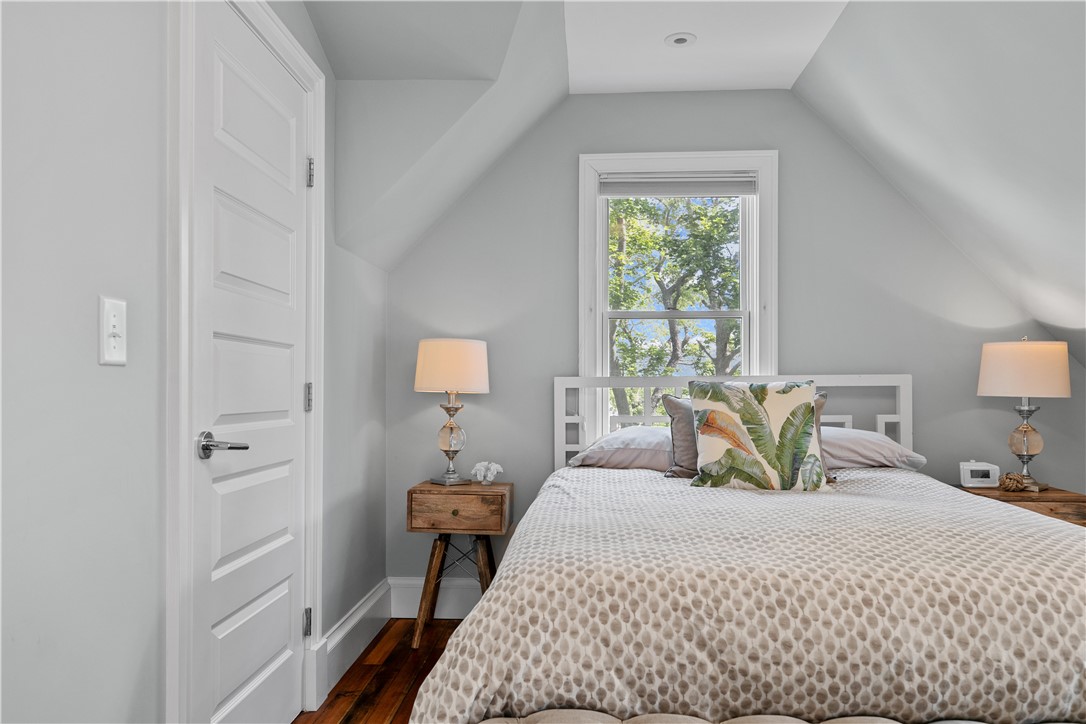 567 Bristol Ferry Road 3