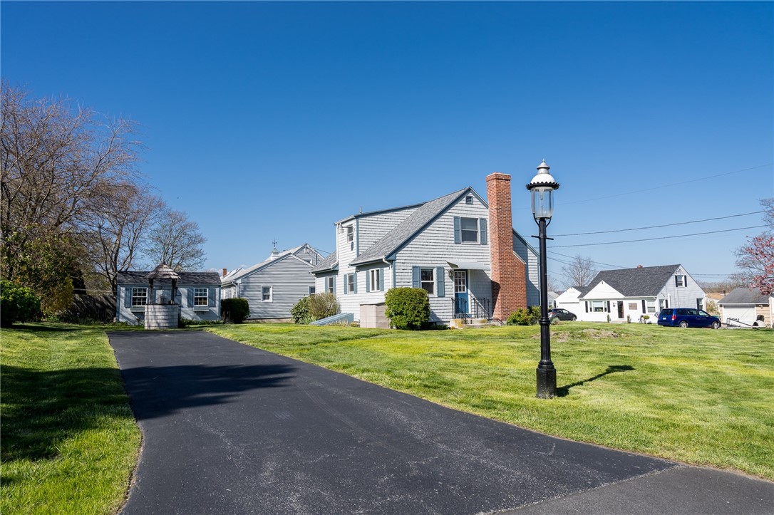 95 Douglas Avenue