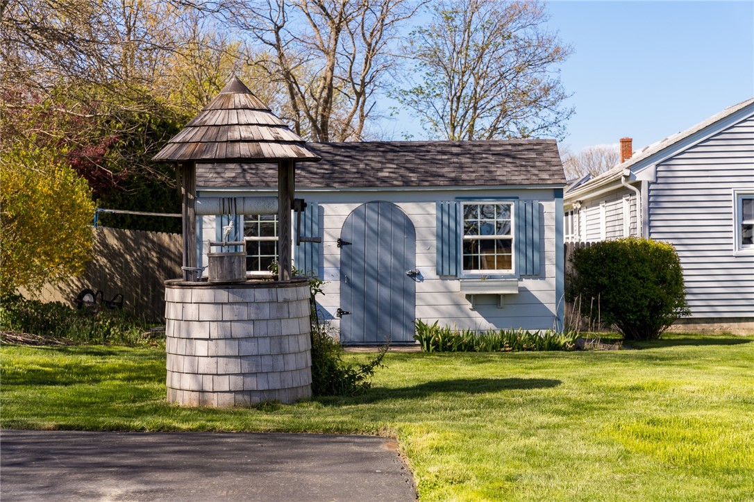 95 Douglas Avenue