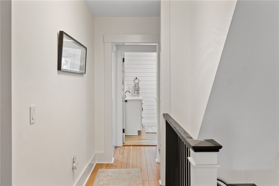 23 Pell Street